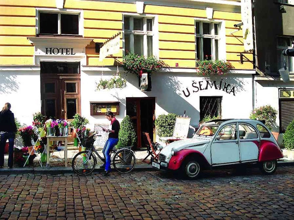 فندق يو سيميكا